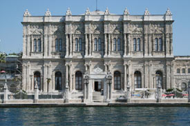 Istanbul-Turkey-Dolma-Bahce-Palace-Museum