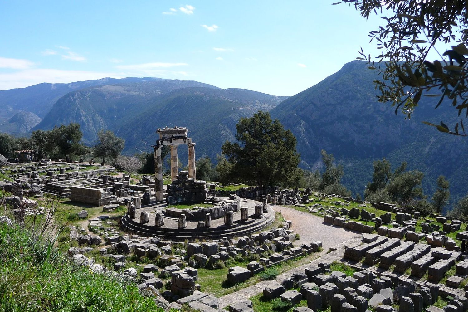 Delphi_Greece_Athina_Pronea_Tholos