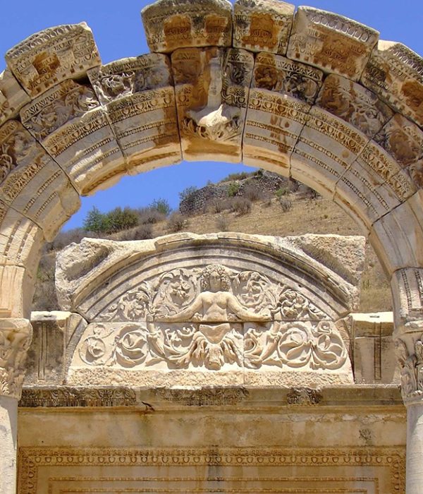 Ephesus_Turkey_Temple_of_Hadrian