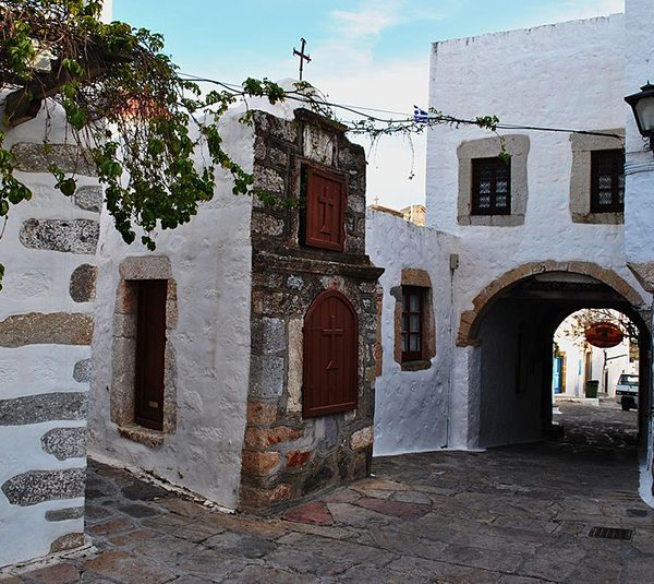 Patmos_Island_Greece_Skala_Town_Street