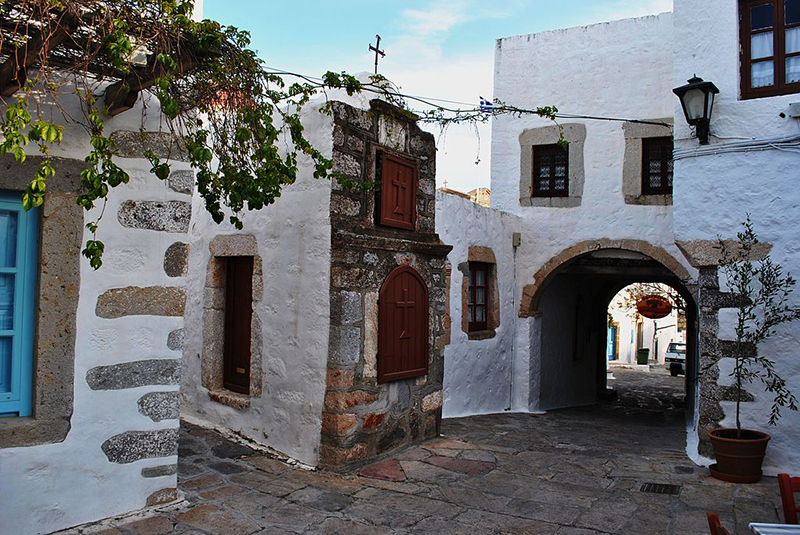 Patmos_Island_Greece_Skala_Town_Street